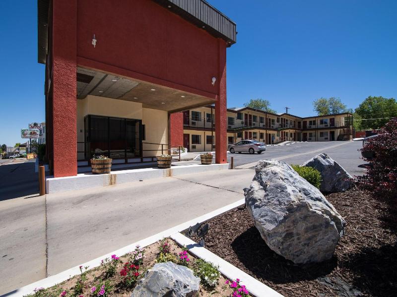 Vagabond Inn Cedar City image