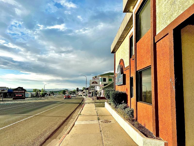 Vagabond Inn Cedar City image