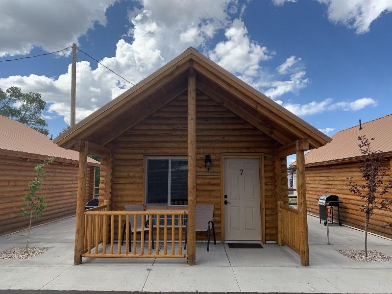Panguitch Countryside Cabins image