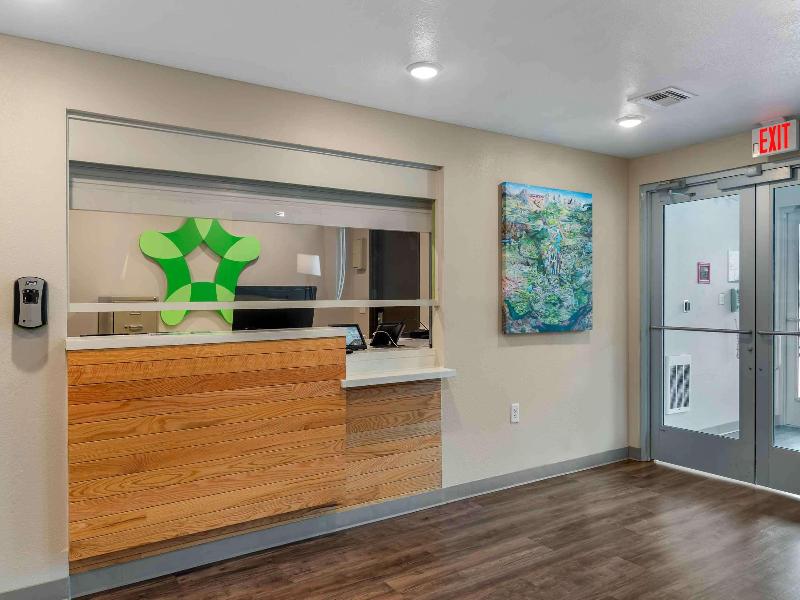 Woodspring Suites Atlanta Lithia Springs image