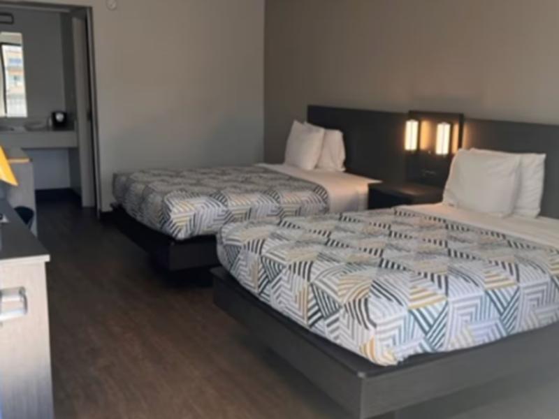 Dublin Inn and Suites image