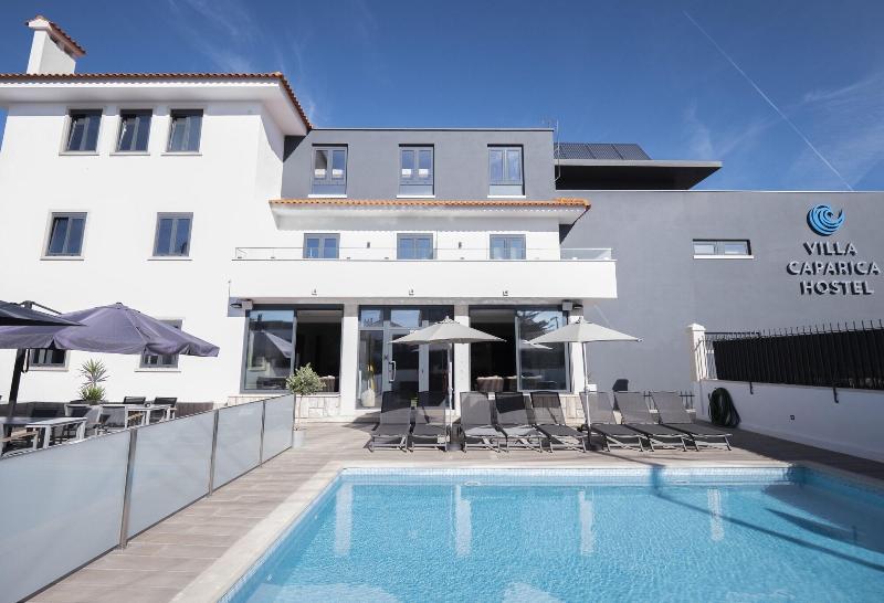 Villa Caparica Hostel image
