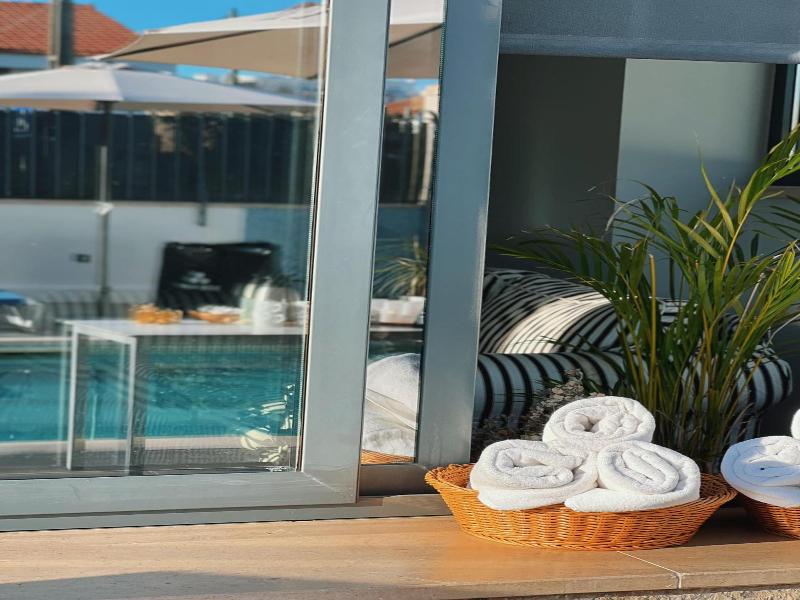 Villa Caparica Hostel image