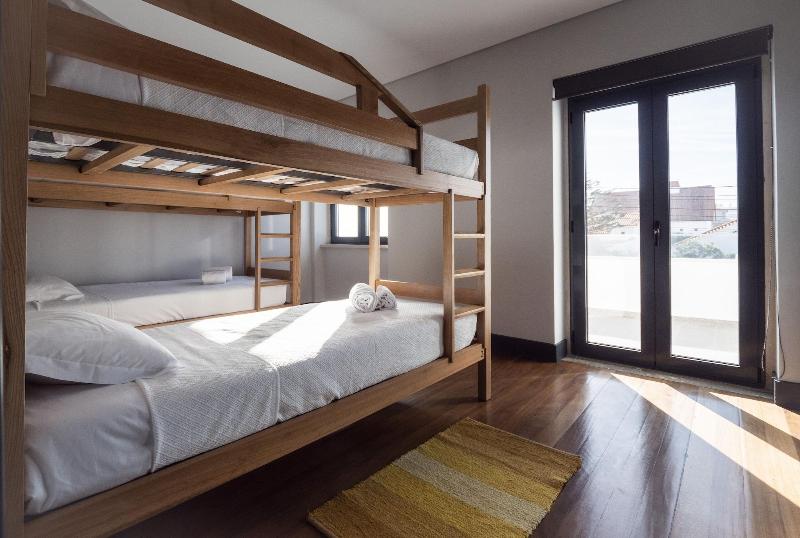 Villa Caparica Hostel image