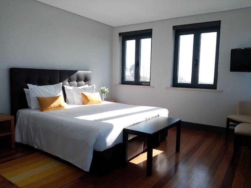 Villa Caparica Hostel image