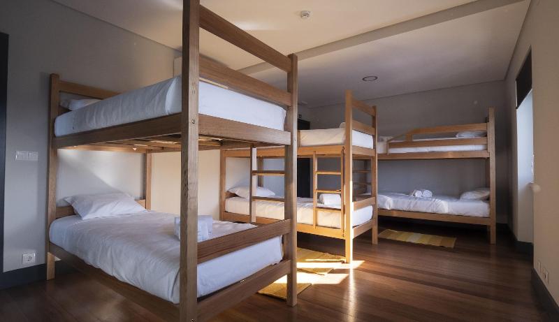 Villa Caparica Hostel image