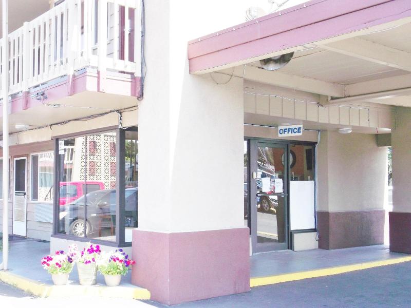 Banfield Value Inn — photo 5