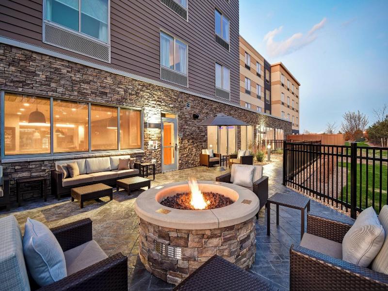 Fairfield Inn & Suites by Marriott Plymouth image