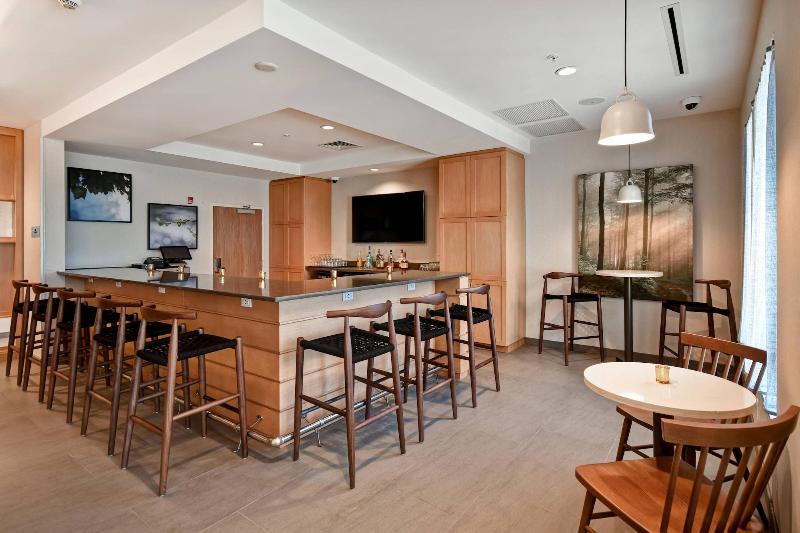 Fairfield Inn & Suites by Marriott Plymouth image