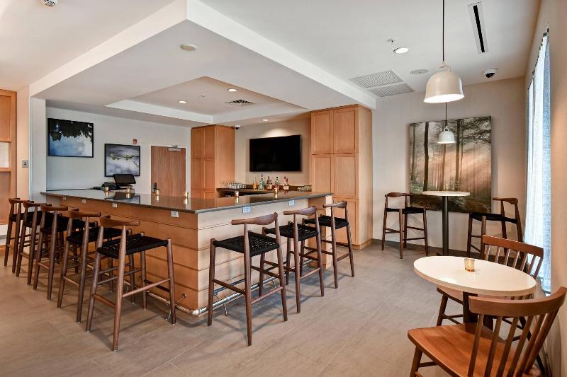 Fairfield Inn & Suites by Marriott Plymouth image
