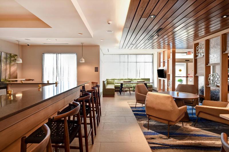 Fairfield Inn & Suites by Marriott Plymouth image