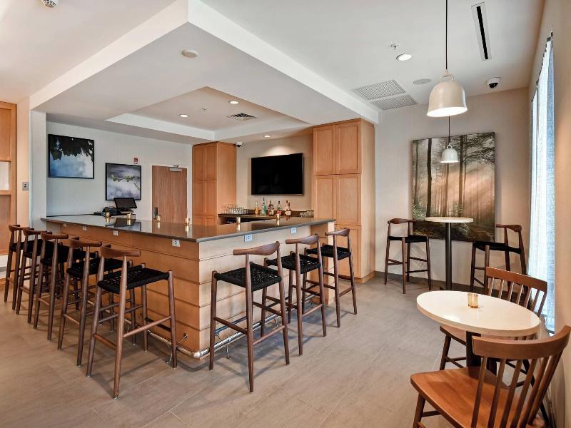 Fairfield Inn & Suites by Marriott Plymouth image