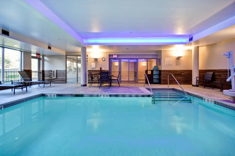 Fairfield Inn & Suites by Marriott Plymouth image