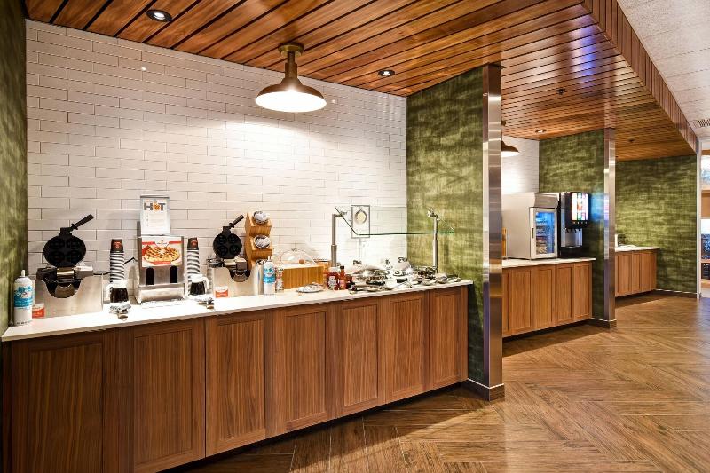 Fairfield Inn & Suites by Marriott Plymouth image