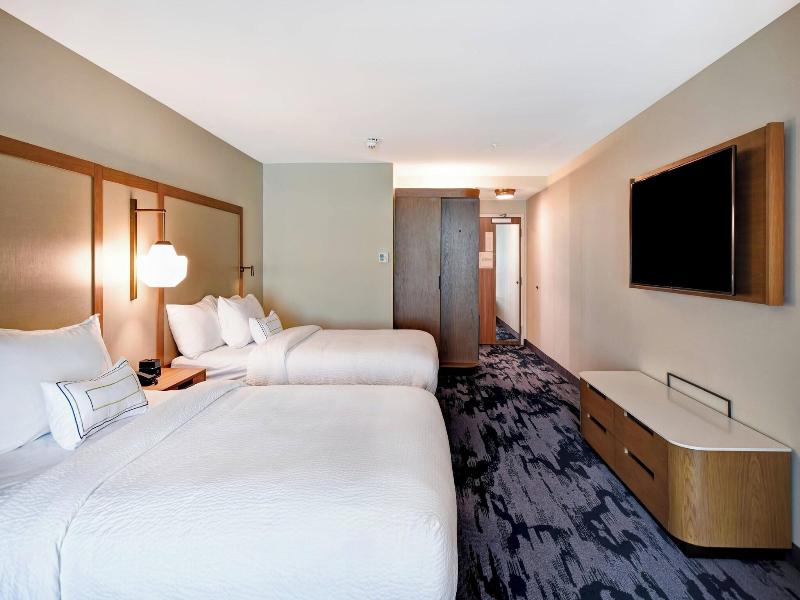 Fairfield Inn & Suites by Marriott Plymouth image