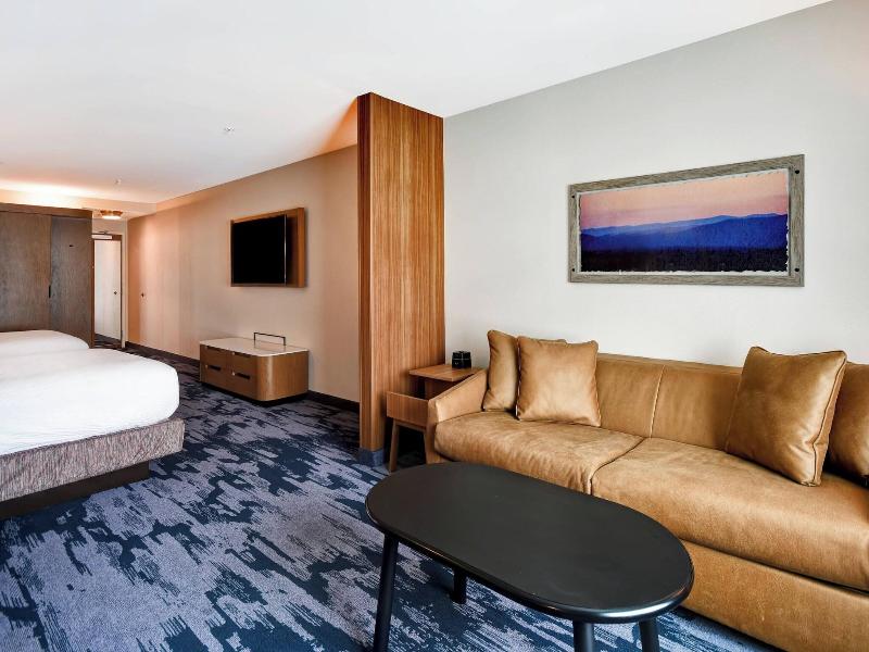 Fairfield Inn & Suites by Marriott Plymouth image
