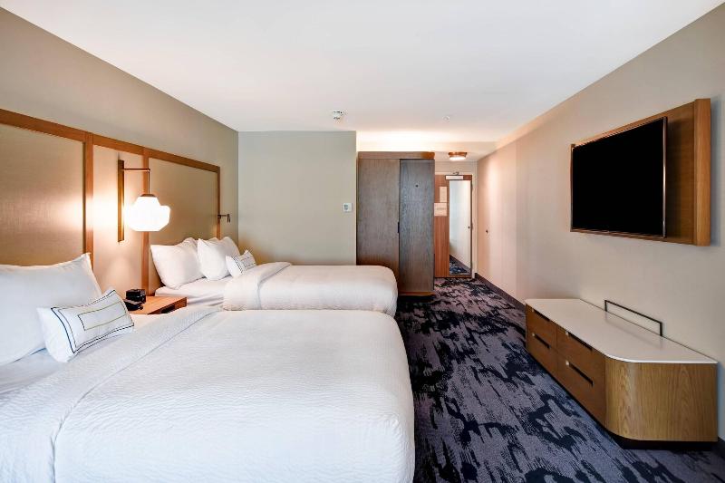 Fairfield Inn & Suites by Marriott Plymouth image