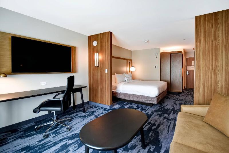 Fairfield Inn & Suites by Marriott Plymouth image