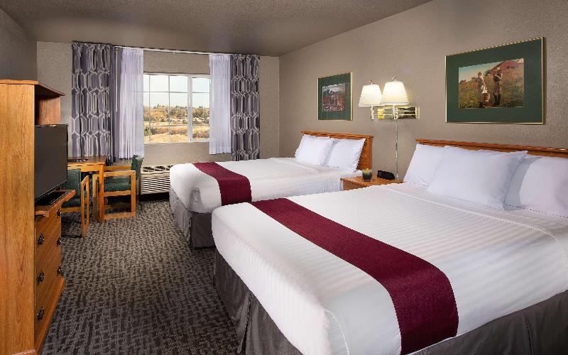 Coast Hilltop Inn image 9