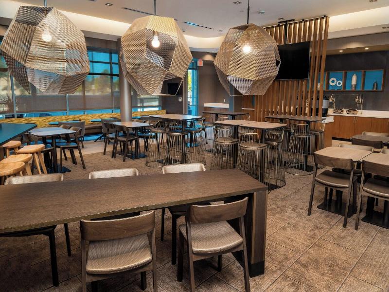 Springhill Suites By Marriott Newark Fremont image