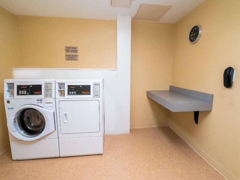 Springhill Suites By Marriott Newark Fremont image