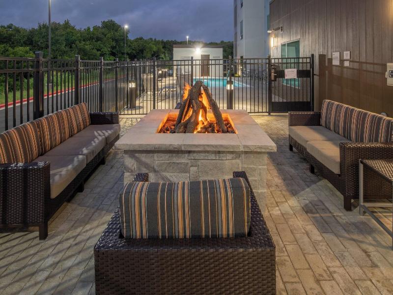Towneplace Suites By Marriott Austin South image