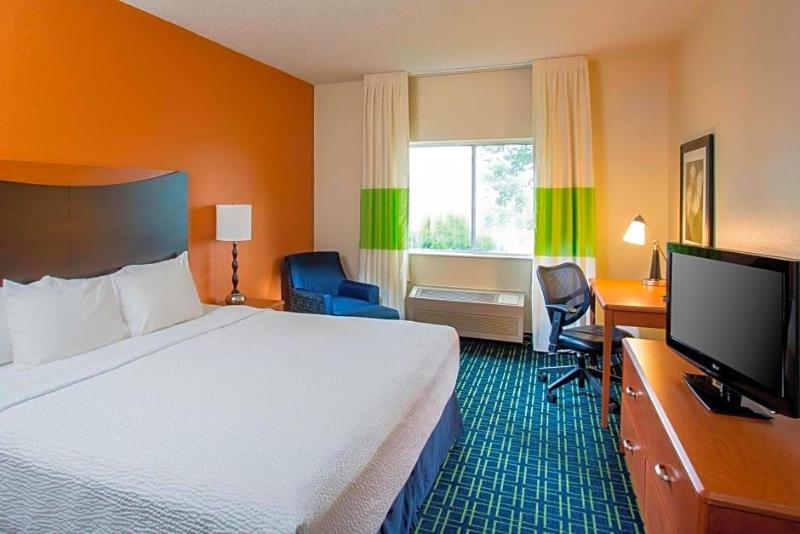 Fairfield Inn Middletown Monroe image