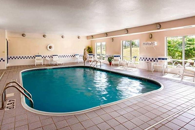 Fairfield Inn Middletown Monroe image