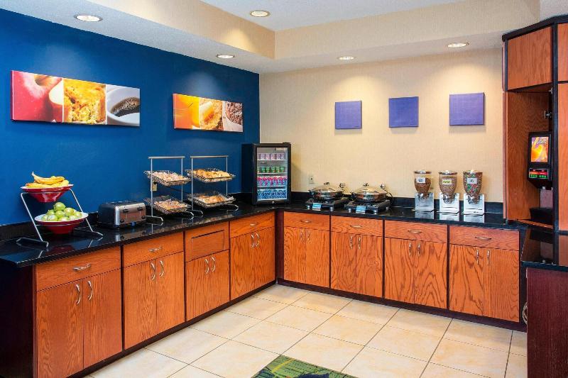 Fairfield Inn Middletown Monroe image