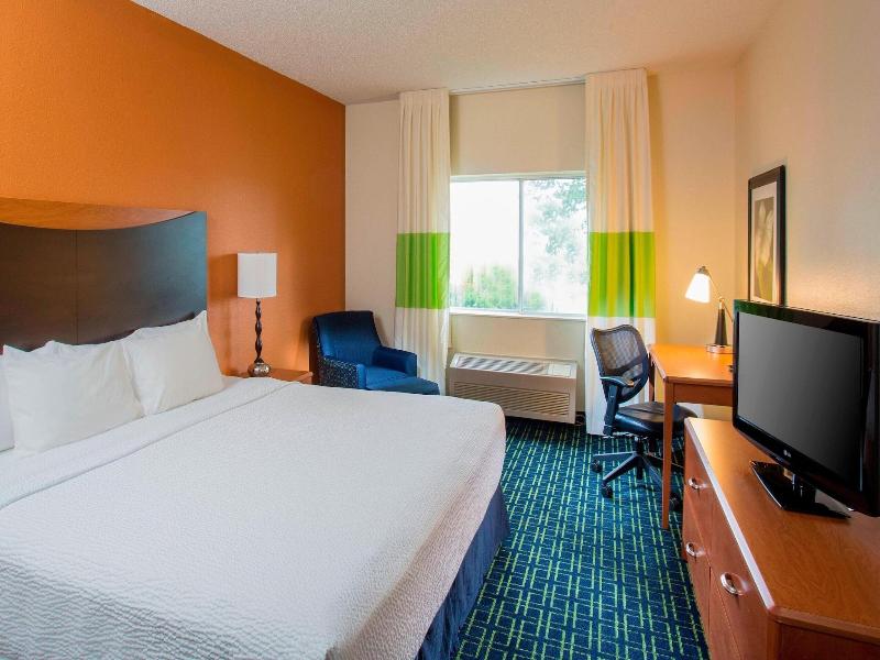 Fairfield Inn Middletown Monroe image