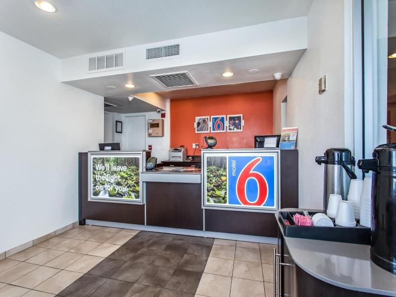 Motel 6 Williams, CA image