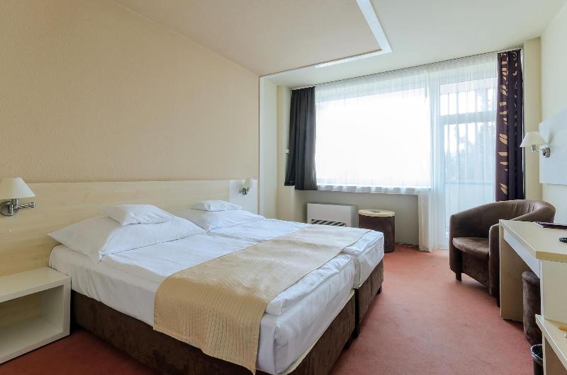 Hunguest Hotel Beke image