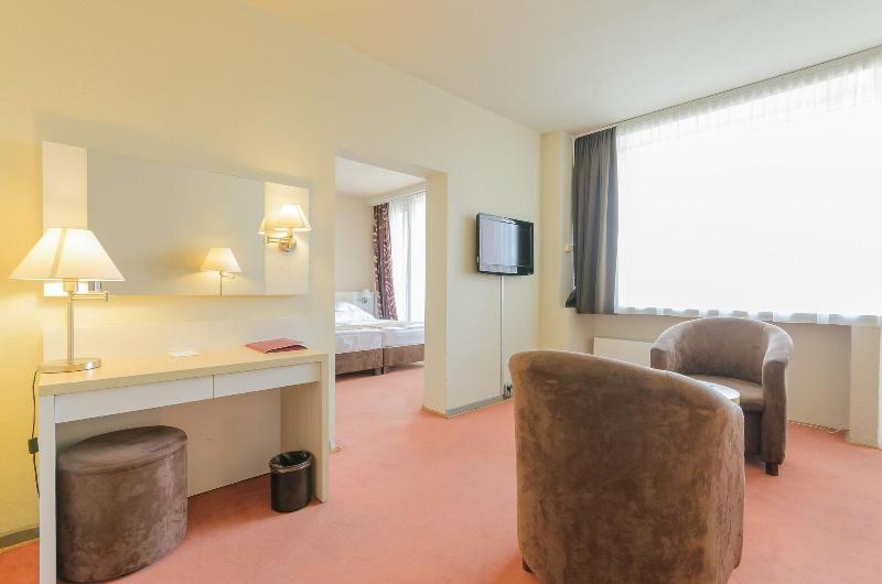 Hunguest Hotel Beke image