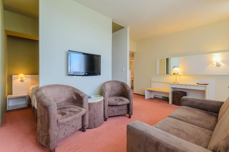 Hunguest Hotel Beke image