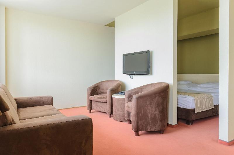 Hunguest Hotel Beke image