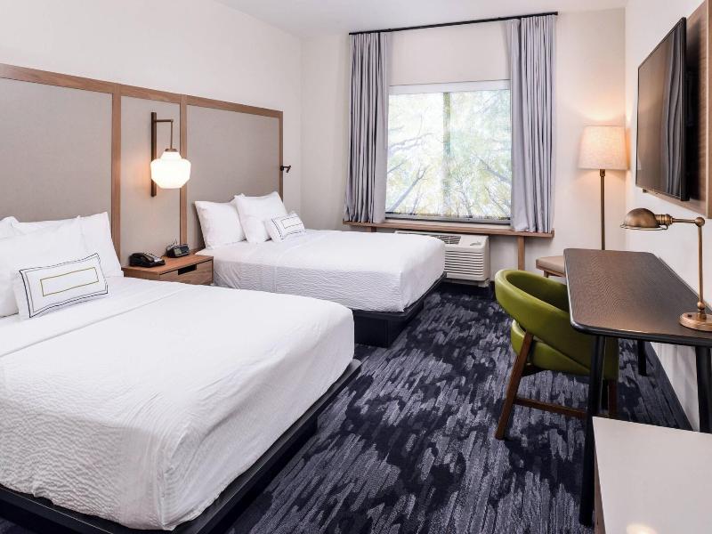 Fairfield Inn & Suites by Marriott Staunton image