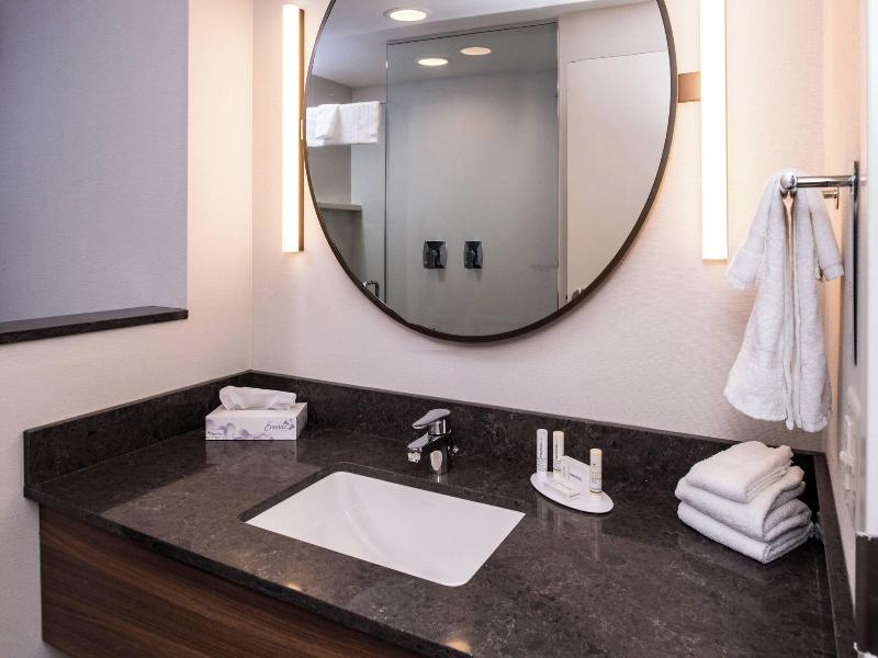 Fairfield Inn & Suites by Marriott Staunton image