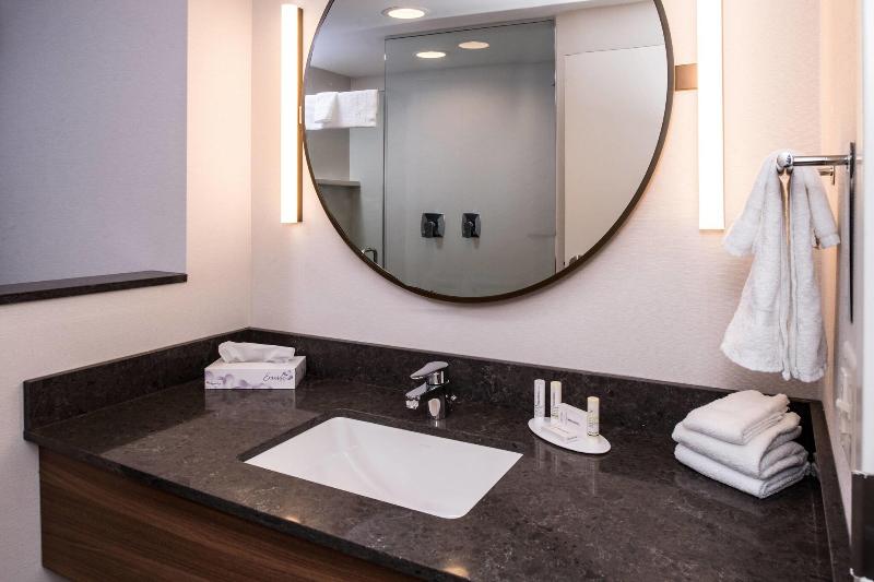 Fairfield Inn & Suites by Marriott Staunton image