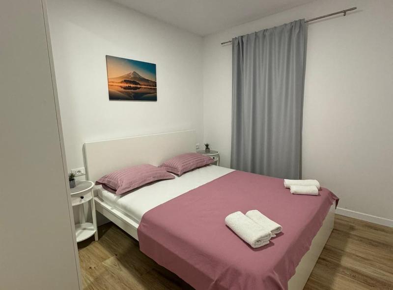 Apartment & Rooms Papa image