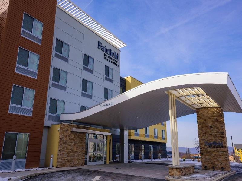 Fairfield Inn & Suites by Marriott Scranton Montag image
