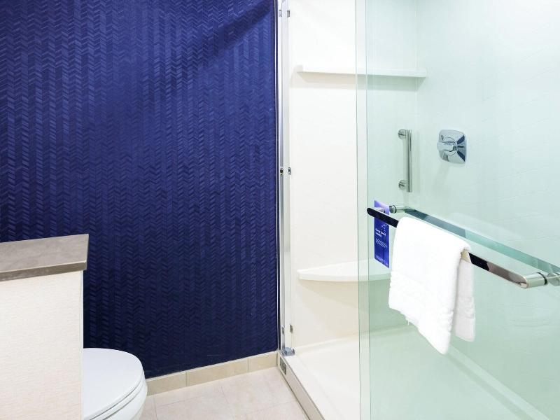 Fairfield Inn & Suites by Marriott Scranton Montag image