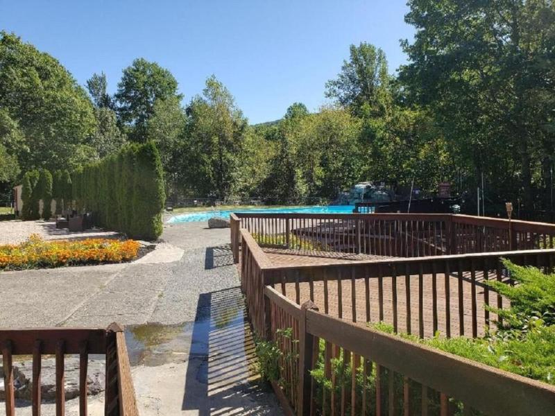 Chateau Resort & Conference Center image