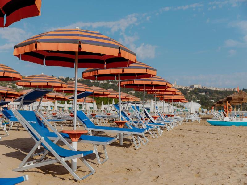 Hotel Caravel image