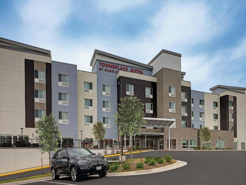 Towneplace Suites By Marriott Potomac Mills Woodbr image