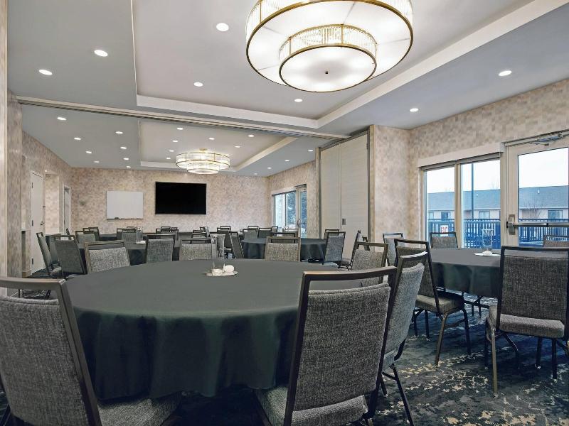 Towneplace Suites By Marriott Potomac Mills Woodbr image