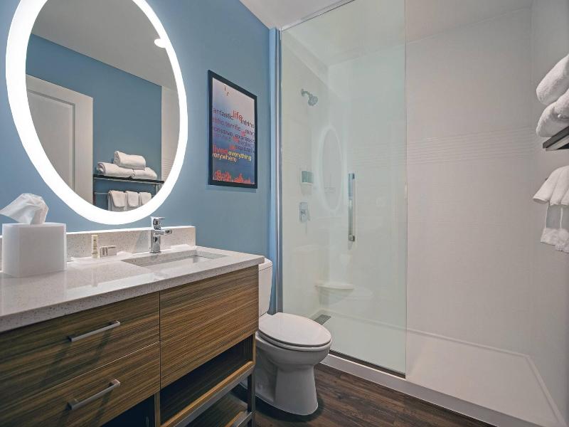 Towneplace Suites By Marriott Potomac Mills Woodbr image