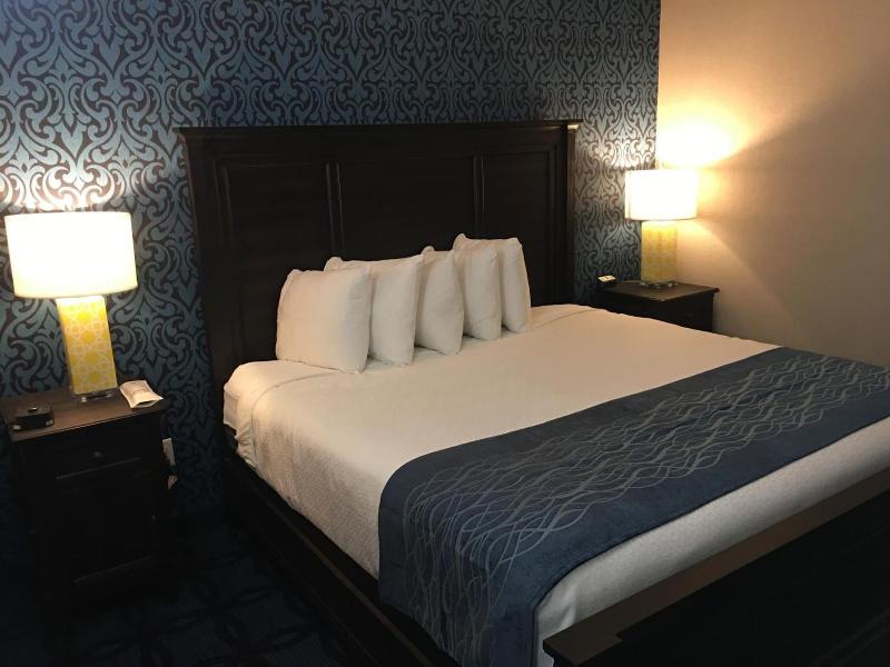 Riverside Inn image