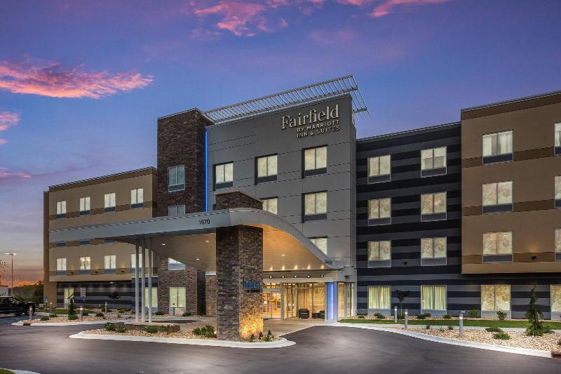 Fairfield Inn & Suites by Marriott Rolla image