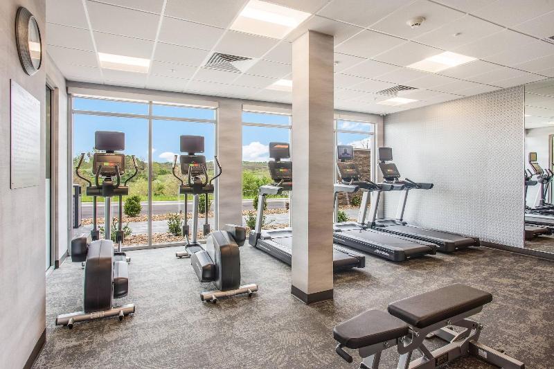Fairfield Inn & Suites by Marriott Rolla image