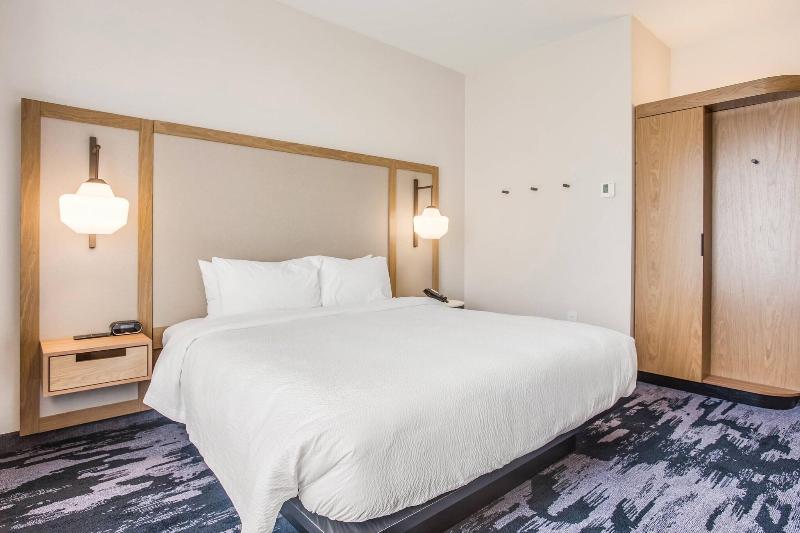 Fairfield Inn & Suites by Marriott Rolla image